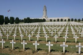 2009 01 21 cimetiere douaumont inside