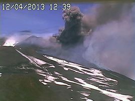 2013.04.12-12h39-etna2.jpg