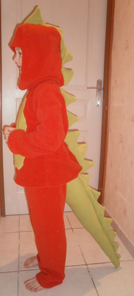 DINOSAURE SERVIETTES ET BAVETTES 055