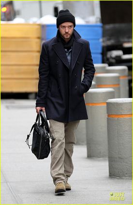 jessica-biel-naked-men-encounter-before-wedding-to-copie-3.jpg