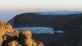 Glaciers dans le cratère