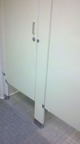 toilette-porte2-copie-1.jpg