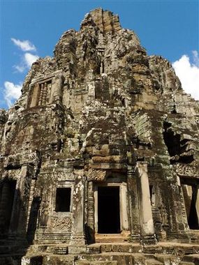 Le-Bayon-Angkor-Thom--6---Small-.JPG