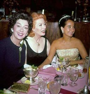 MERLE OBERON.-09