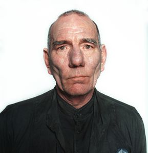 Pete Postlethwaite