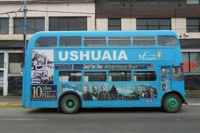 ushuaia-bus touristique