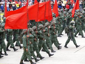 Décorum, décorum... milicias-fidelvasquez