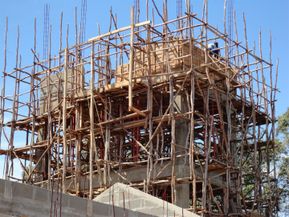 34.-avec-la-construction-des-parapets-en-beton.-Cette-dern.JPG