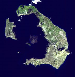 580px-Santorini carte satell