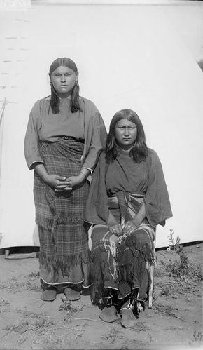 Comanche-women-1892.jpg