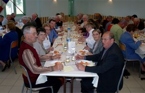 Repas-combattants-2010 0429blo
