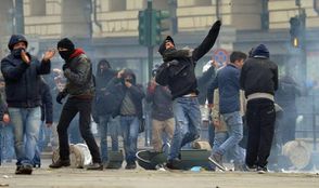 scontri-torino.jpg