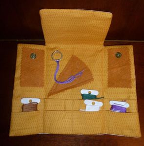 Pochette brodeuse 04b