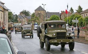 vehicule-seconde-guerre-mondiale-traverse-commune-vierville.jpg