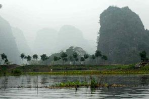 Ninh-Binh-baie-d-Halong-terrestre.jpg