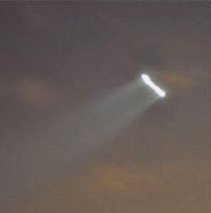 OVNI-lumineux-sur-South-Harrow-Angleterre.jpg