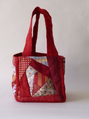 SAC PATCHWORK METHODE CRAZY P1000071.JPG