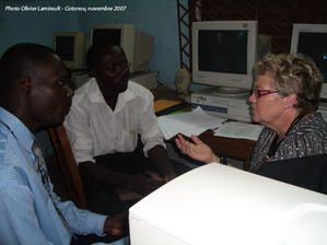 Benin-02112007-crafe-01.jpg