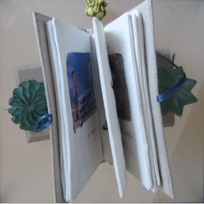 Nous avons tourné qques pages Tournons-les-pages.jpg