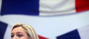 la-presidente-du-fn-maine-le-pen-lors-d-une-conference-de-p.jpg