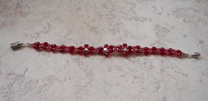 bracelet rouge strass 1