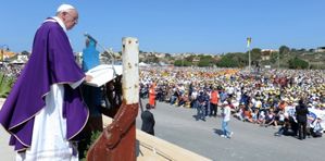 pape-lampedusa.jpg