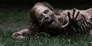 girl-zombie-The-Walking-Dead-AMC-tv-show-image.jpg