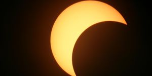 eclipse_solaire2015-660x330.jpg