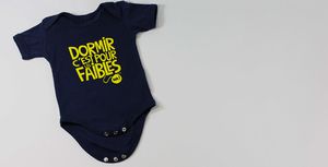 body-bebe-dormir-cest-pour-les-faibles presque parfait