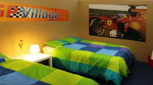 F1-HotelCamp-SPA-Belgien-Zimmer1-GP-Village.jpg