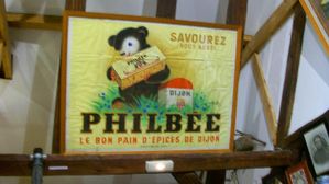 affiche-Philbee-Musee-Lips.jpg