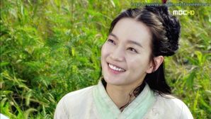 korean-dramas_Shin-Min-Ah_Arang-and-the-Magistrate-korean-d.jpg