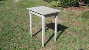 Petite-table-gris-galet-patinee 2220