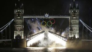 London-Olympics-Opening-Ceremony-Tower-Bridge-by-night.jpg