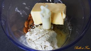 Financiers-aux-cacahuetes-et-aux-olives1.jpg