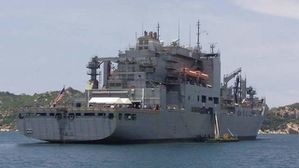 USNS-Richard-E.-Byrd--T-AKE-4-.jpg