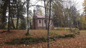 lac-de-la-Maix-chapelle.jpg