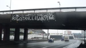 la-zad-est-partout-autourouteA3-bagnolet-21janv2013-a-45efb.jpg