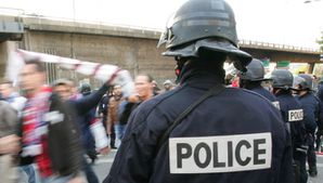 POLICE 251009