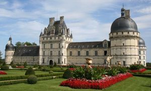 Chateau-de-Valencay-Wikipedia.jpg