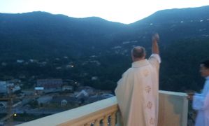 FETE-DE-LA-CEINTURE-CONTES-BENEDICTION-ASCENCEUR.jpg