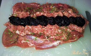 Roti-dinde-pruneaux-chair-a-saucisse-1.jpg