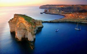 The EcoGozo Ultra (1^ ed.). Il prossimo 6 aprile nello splendido scenario dell'isola di Gozo, anche in MTB e nella modalità Run&Bike gozo-coastline.jpg