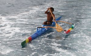 04-BoraBora-Pirogue2