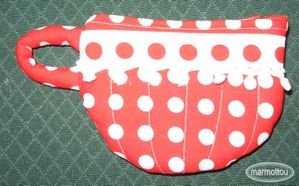 Rouge à pois