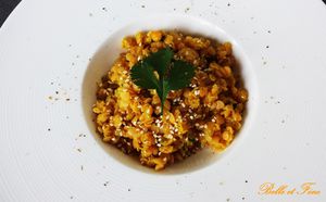 Salade-de-lentilles-corail--sauce-au-citron--miel-et-curry-.jpg