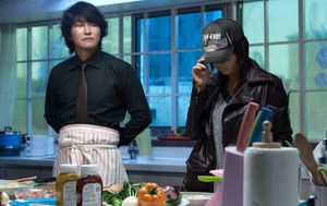 Kang-ho-Song-and-Shin-Se-Kyung-in-Hindsight-2011-M-copie-1.jpg