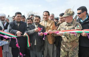 afghanistan-militari-italiani-inaugurani-6-scuole-e-ambulat.jpg