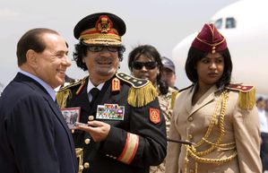 ITALY-LIBYA-Kadhafi-berlusconi-432.jpg