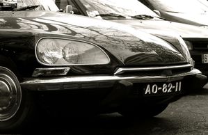 Citroen_DS23.jpg